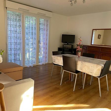 Ferienwohnung F3 Cosy A Cergy A 10 Minutes De La Gare Cergy Prefecture Et Proche Essec Exterior foto